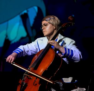 Jaybee: VOCALOID Cello Concerto